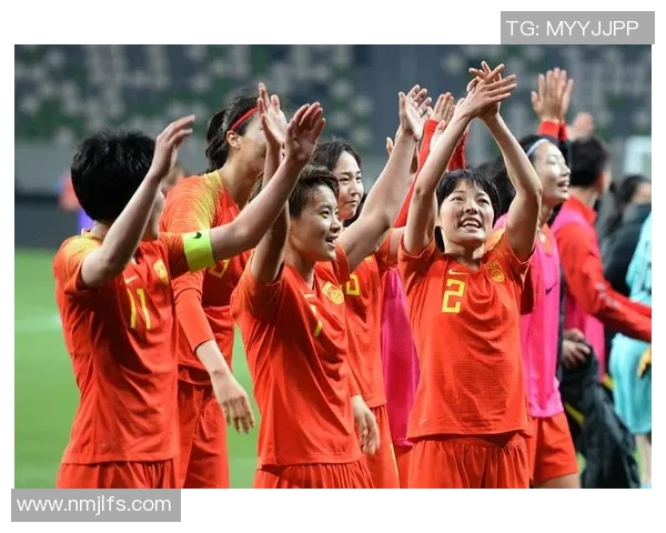 女生心中的足球偶像是谁 热门球星盘点与粉丝心声分析