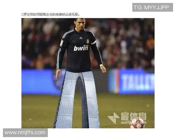 足球球星送秋裤事件背后的故事及其意义解析 足球球星送秋裤事件背后的故事及其意义解析